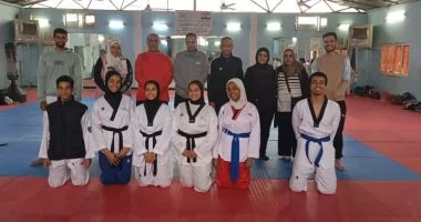 وكيل شباب أسوان يتابع تدريبات المشروع القومي للموهبة والبطل الأولمبي