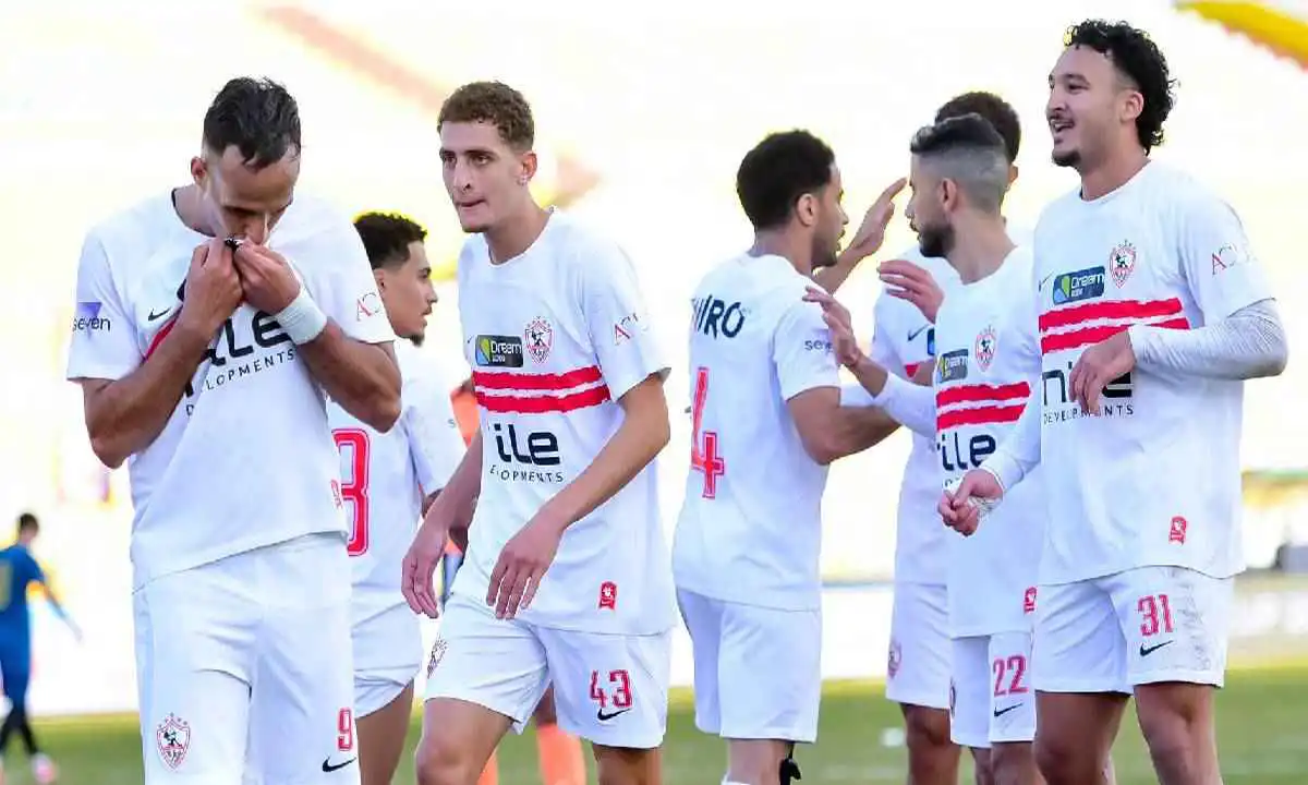 مجلس الزمالك يدرس بيع بعض نجومه لحل أزمة غرامات فيفا وتأمين الرخصة الإفريقية